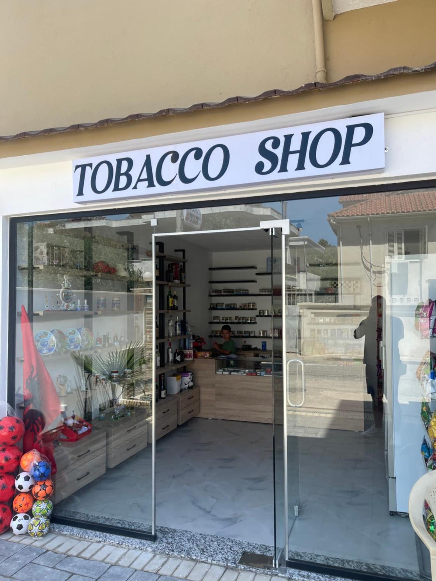 Vila Vladi Durres Luaran gambar